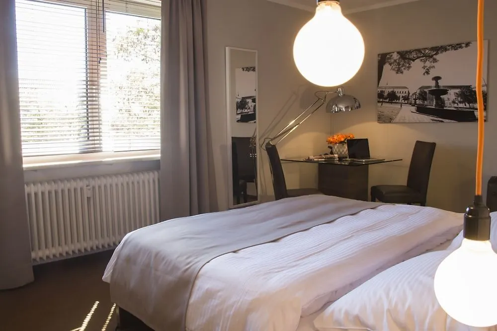 Concept Living Munich Serviced Apartments 4*,